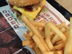 -The Habit Burger Grill 哈比特汉堡(复兴soho店)