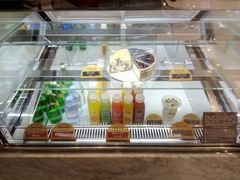 面包甜点陈列柜-哈根达斯(青岛海信店)