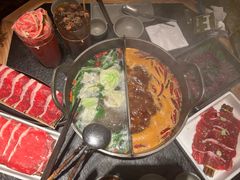 -三出山火锅(南京万象天地店)