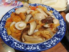 三贝勒的容蘑蘑-娄三少·老北京春饼烤鸭家常菜(方庄店)