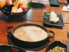 -呷哺呷哺 小火锅 (浦东新欧尚超市店)
