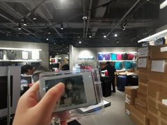 -东荟城名店仓