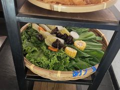 -尚尚仙·酸汤猪手·猪肚鸡火锅(华联万柳购物中心店)