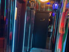 -路边边.炒菜烧烤.音乐餐厅(良乡长虹店)