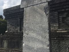 -三塔倒影公园