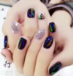 点击看大图 -慕拉美甲美睫皮肤管理