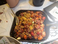 -巴厘龙虾·榜首油焖大虾(音乐学院·沿江酒馆店)