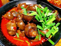 -老闵田螺馆·南昌特色小炒(梦时代店)
