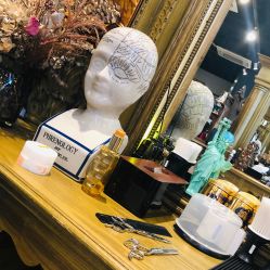 -TWOFACE 双面理发馆