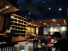 大堂-星巴克臻选(长沙运达中央广场店)