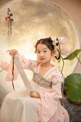 -诺米宝贝摄影工作室(铁机路店)