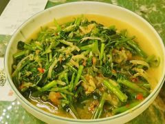 酸笋炒空心菜-浩海火燒雲傣家菜(静安芮欧店)