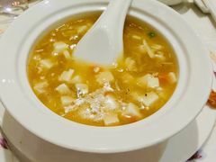 蟹粉豆腐-梅龙镇酒家(南京西路总店)
