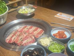 -明洞阿姨·韩式酱蟹烤肉·创意料理(三元桥店)