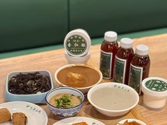 -护国寺小吃店(红莲南路店)