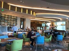 大堂-济南香格里拉·咖啡泉自助餐厅