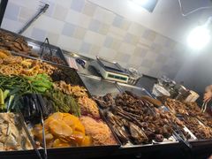 -八一路好吃街(雨田商务大厦店)