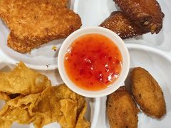 滋味小食拼盘-喜莲咖啡