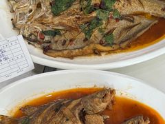 -丹水桥地锅鱼·翘嘴鲌·地方特色全鱼宴(丹江口大坝店)