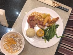 -中家鑫园温泉酒店鑫悦汤泉