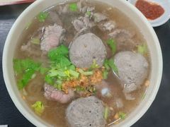 -飞厦老二手槌牛肉丸店