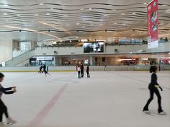 -冰纷万象滑冰场(沈阳万象城店)