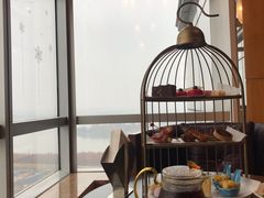 -湖景知味西餐厅•自助餐• 轻食(南京金茂威斯汀大酒店)