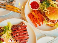 -上海南京路步行街假日酒店