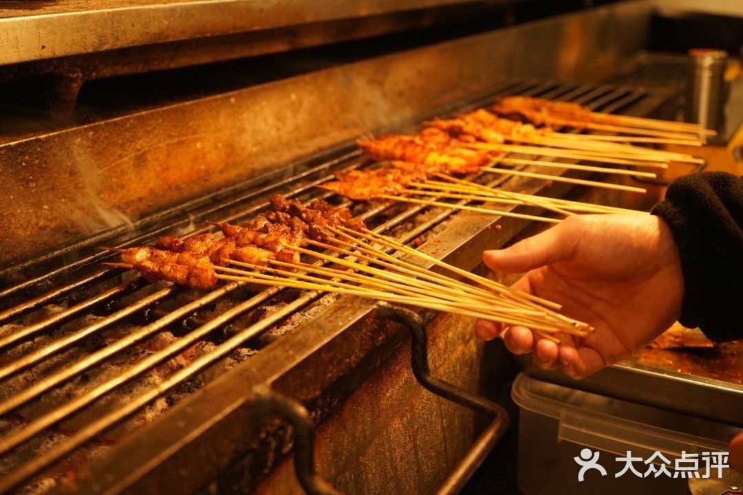 成都难得全是鲜肉现串烧烤！