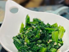 -头上红煨盐鸡乡村食府