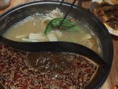 -香逸山自助火锅