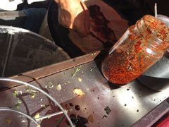 -正宗杂粮煎饼香软鸡蛋饼