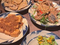 -Cuc Gach Quan Restaurant