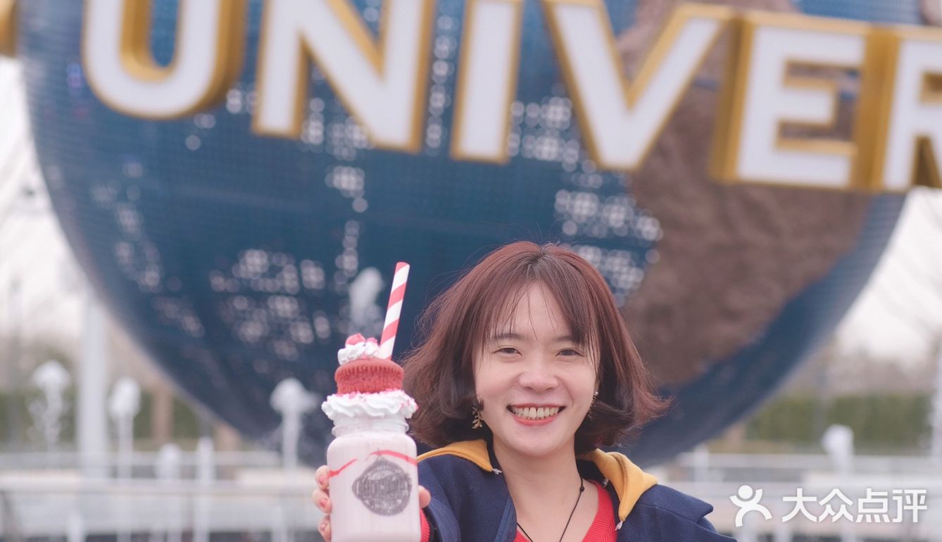 里面有爆浆巧克力粒和杏仁果粒