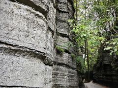 -梭布垭石林景区
