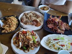 -隔壁老王·家常云南菜(花巷店)