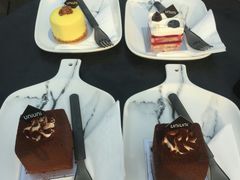 -UNI UNI(环亚凯瑟琳店)