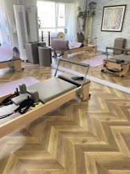 -橙沐普拉提瑜伽