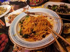 -喝丢一只鞋海鲜烧烤·海肠捞饭(东关街店)