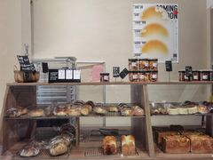 面包甜点陈列柜-沁屋面包店(人民东路店)