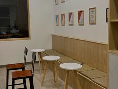 -白鹅咖啡(金城花园店)