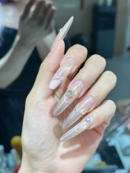 -LynLyn琳林美甲美睫