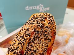 -Dough&Joe团憩(瑞虹天地月亮湾店)