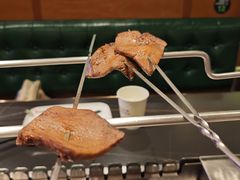 -呼伦一只牛·烧串酒场(陆家嘴店)