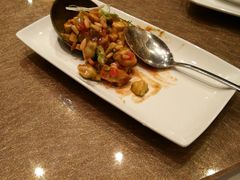 牛油果-苏浙汇(古北店)
