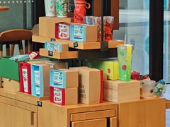 -星巴克(深圳世界金融中心店)