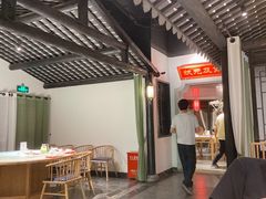 -江南韵·无锡太湖文化体验餐厅(凤凰天街店)