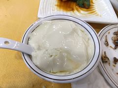 -鹏城人家海鲜酒家·23年老字号(较场尾店)