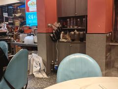 -老街烧烤大排档·地道湖北菜·龙虾馆(汉口火车站店)
