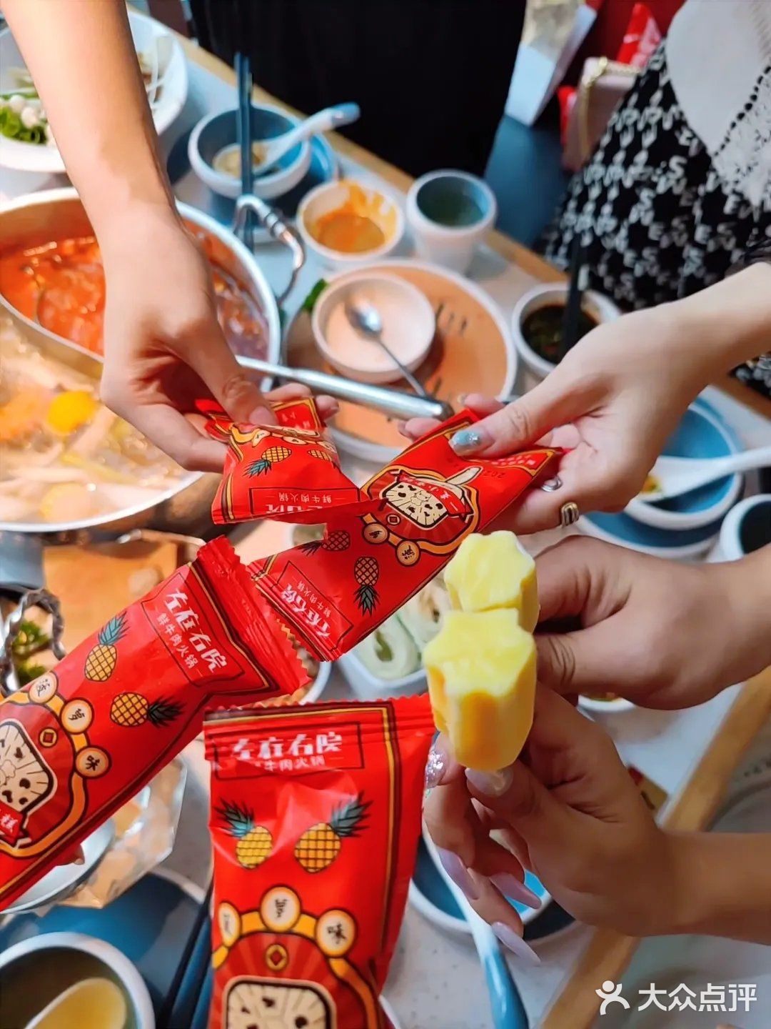 左庭右院鲜牛肉火锅节它来啦走一起薅羊毛!